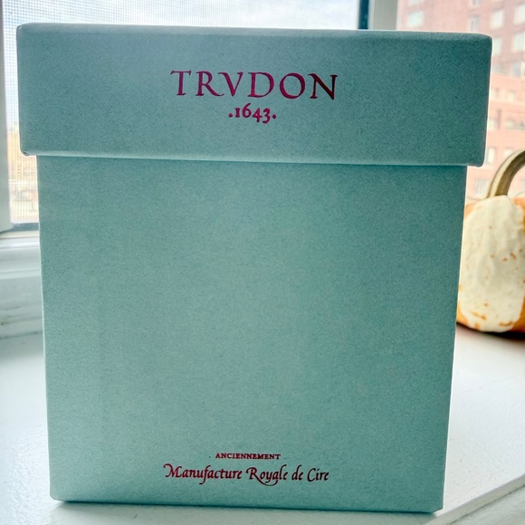 Trudon Gabriel Classique Candle - Picture 3 of 7